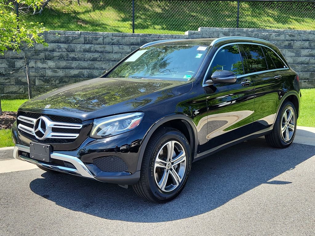 Used 2019 Mercedes-Benz GLC 300 4MATIC image 1