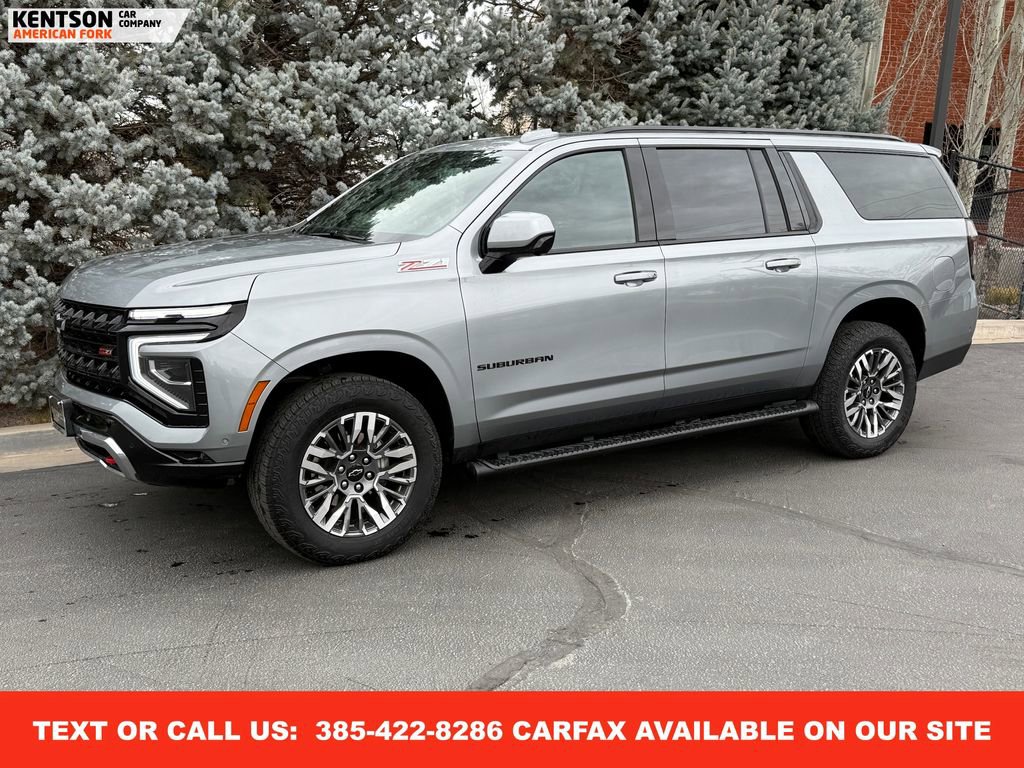 Used 2025 Chevrolet Suburban Z71 image 1