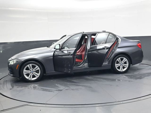 Used 2018 BMW 330i xDrive w/ Convenience Package image 41