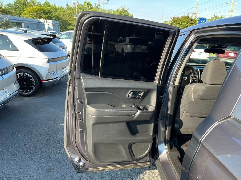 Used 2020 Honda Ridgeline Sport image 24