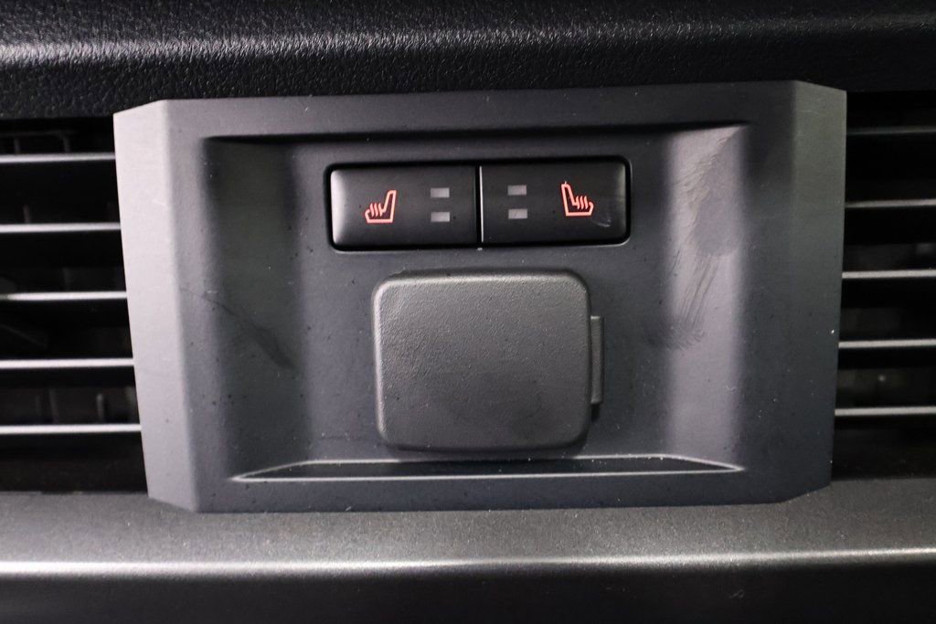 Used 2025 Ford F150 Lariat w/ Equipment Group 502A High image 17