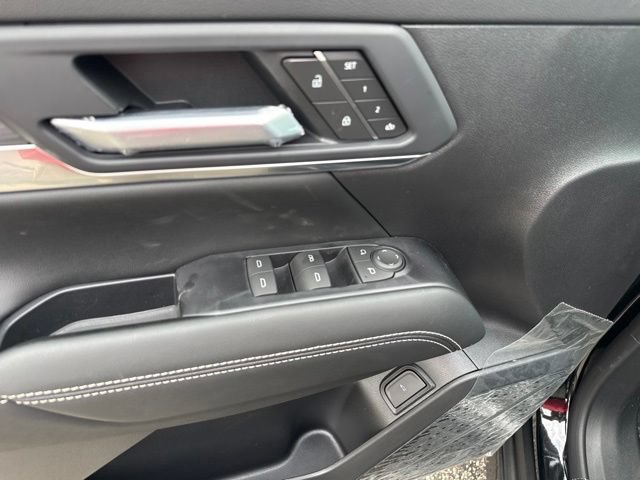 New 2027 GMC Terrain Elevation w/ Elevation Premium Package AWD/4WD image 10