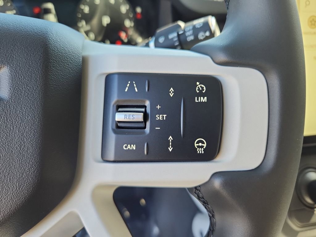 Used 2026 Land Rover Defender 110 S AWD/4WD image 18