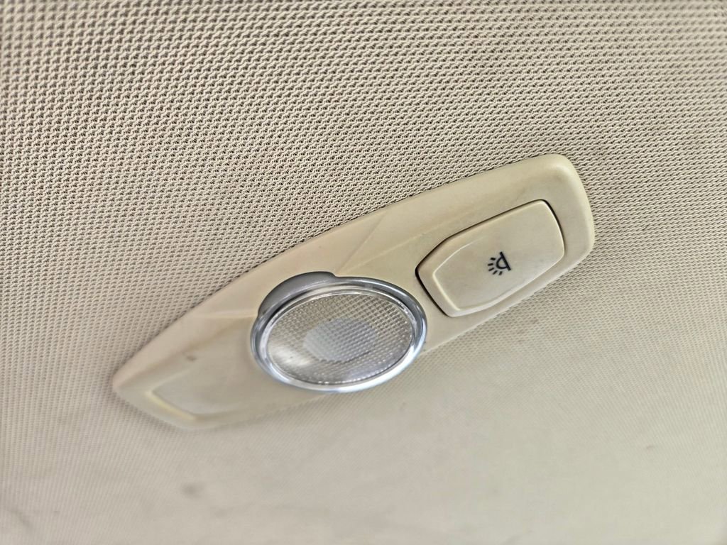 Used 2013 Ford Fusion SE image 28