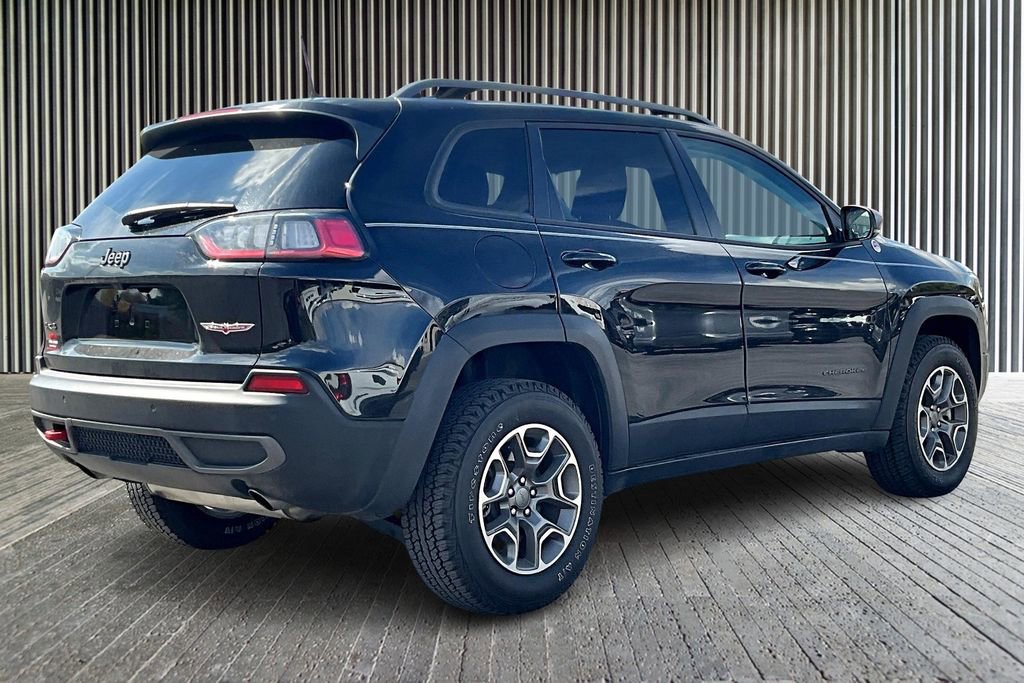 Used 2021 Jeep Cherokee Trailhawk w/ Comfort/Convenience Group image 12