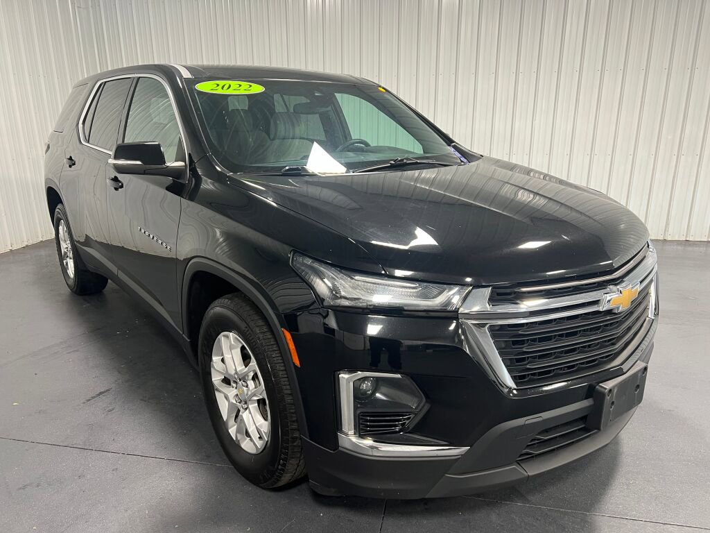 Used 2022 Chevrolet Traverse LS image 17