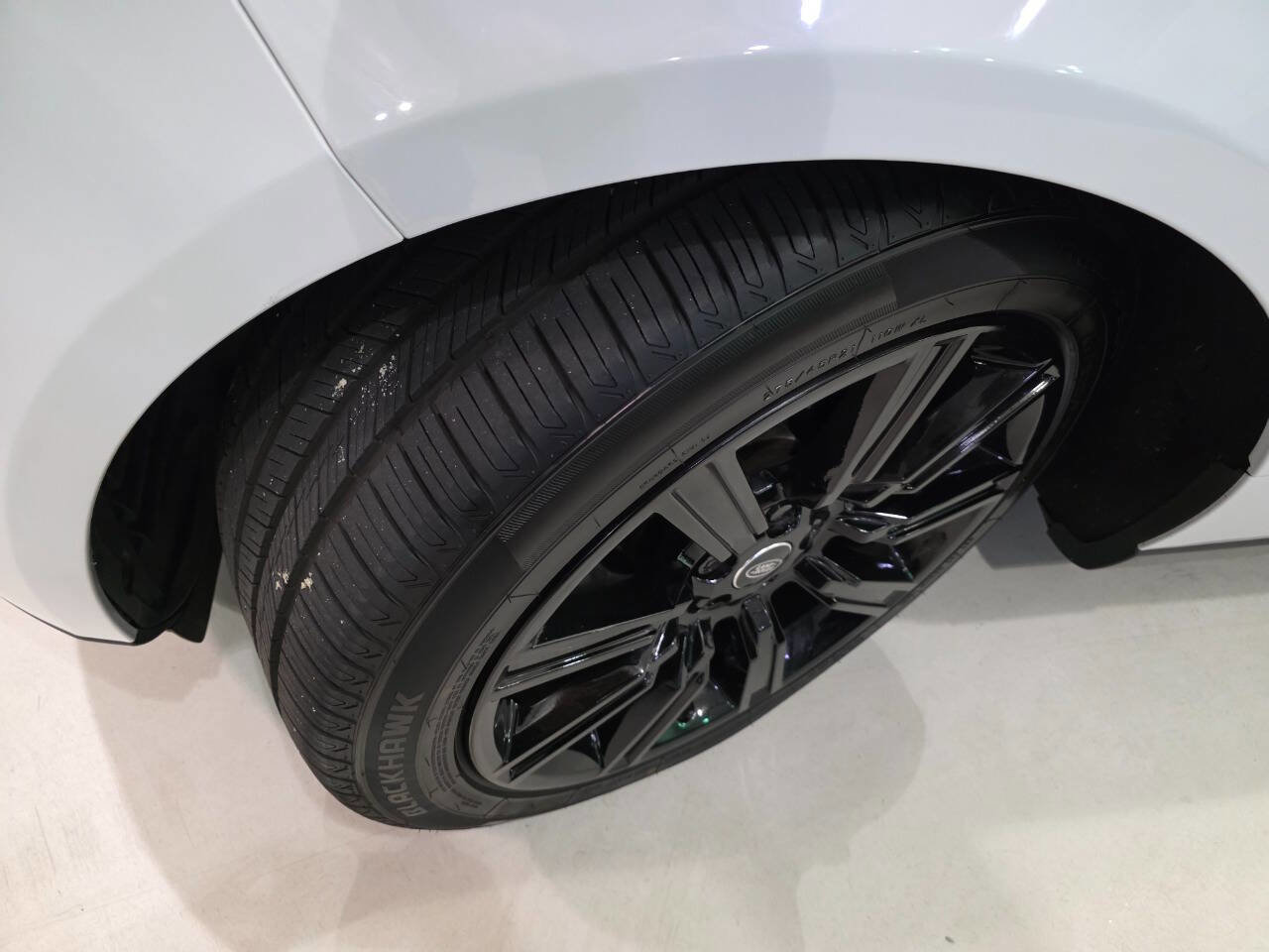 Used 2016 Land Rover Range Rover HSE AWD/4WD image 19