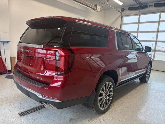 New 2026 GMC Yukon XL Denali w/ Denali Reserve Package image 20