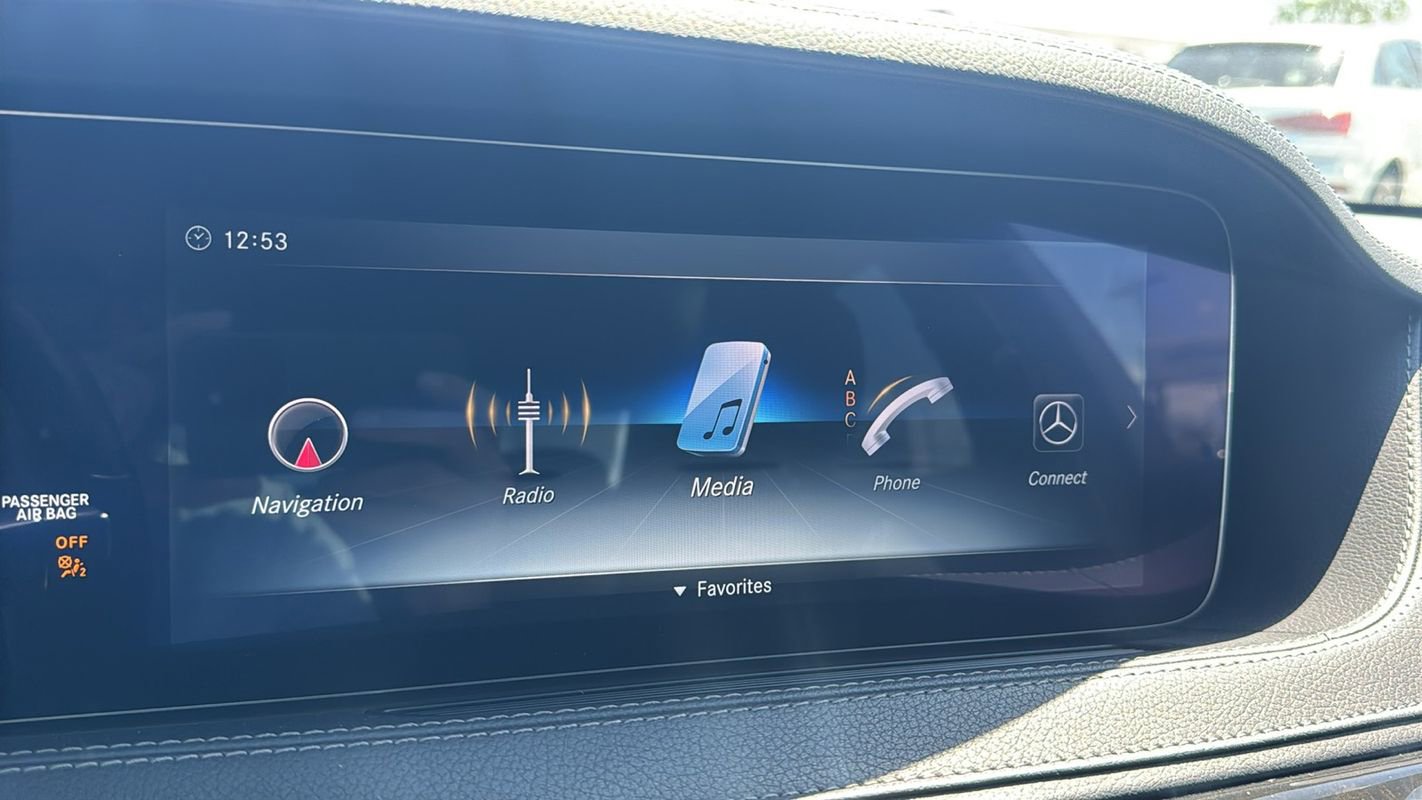 Used 2018 Mercedes-Benz S 560 4MATIC Sedan image 29