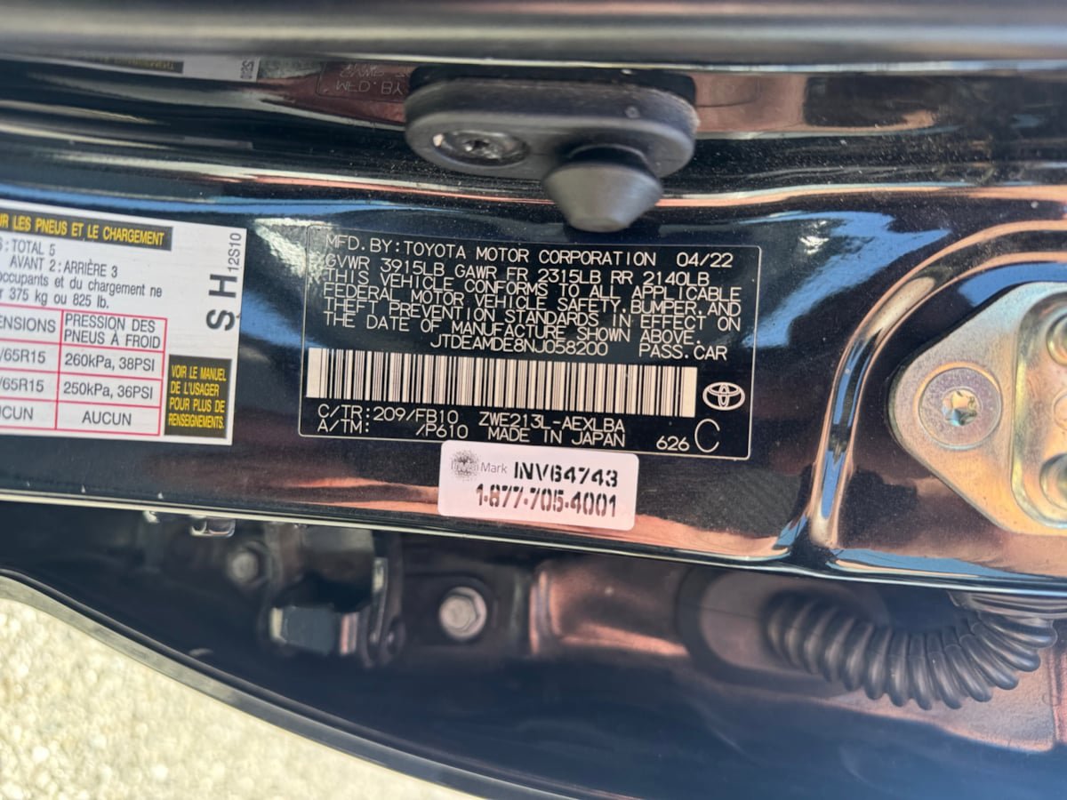 Used 2022 Toyota Corolla LE FWD image 19