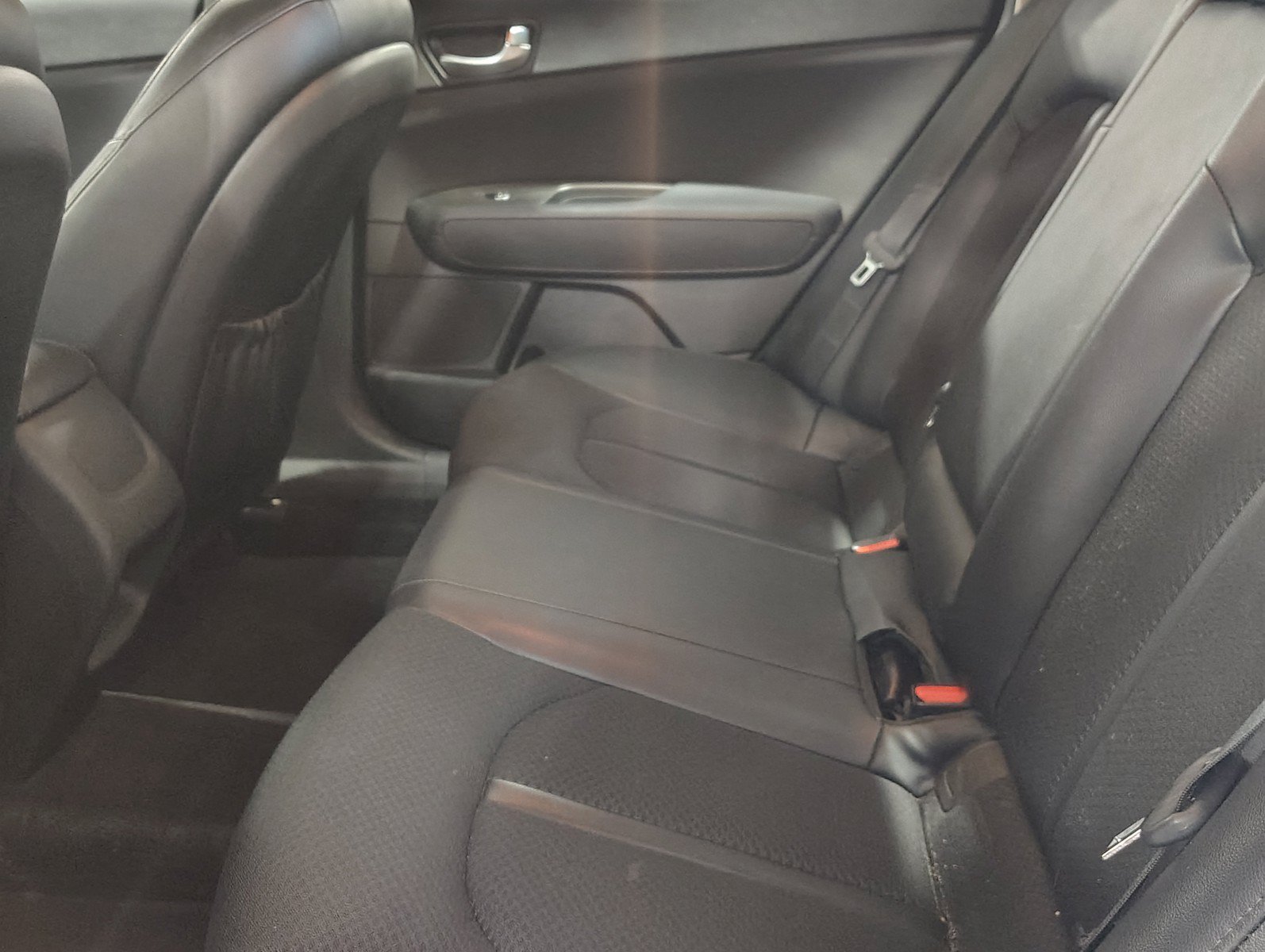 Used 2018 Kia Optima S FWD image 27