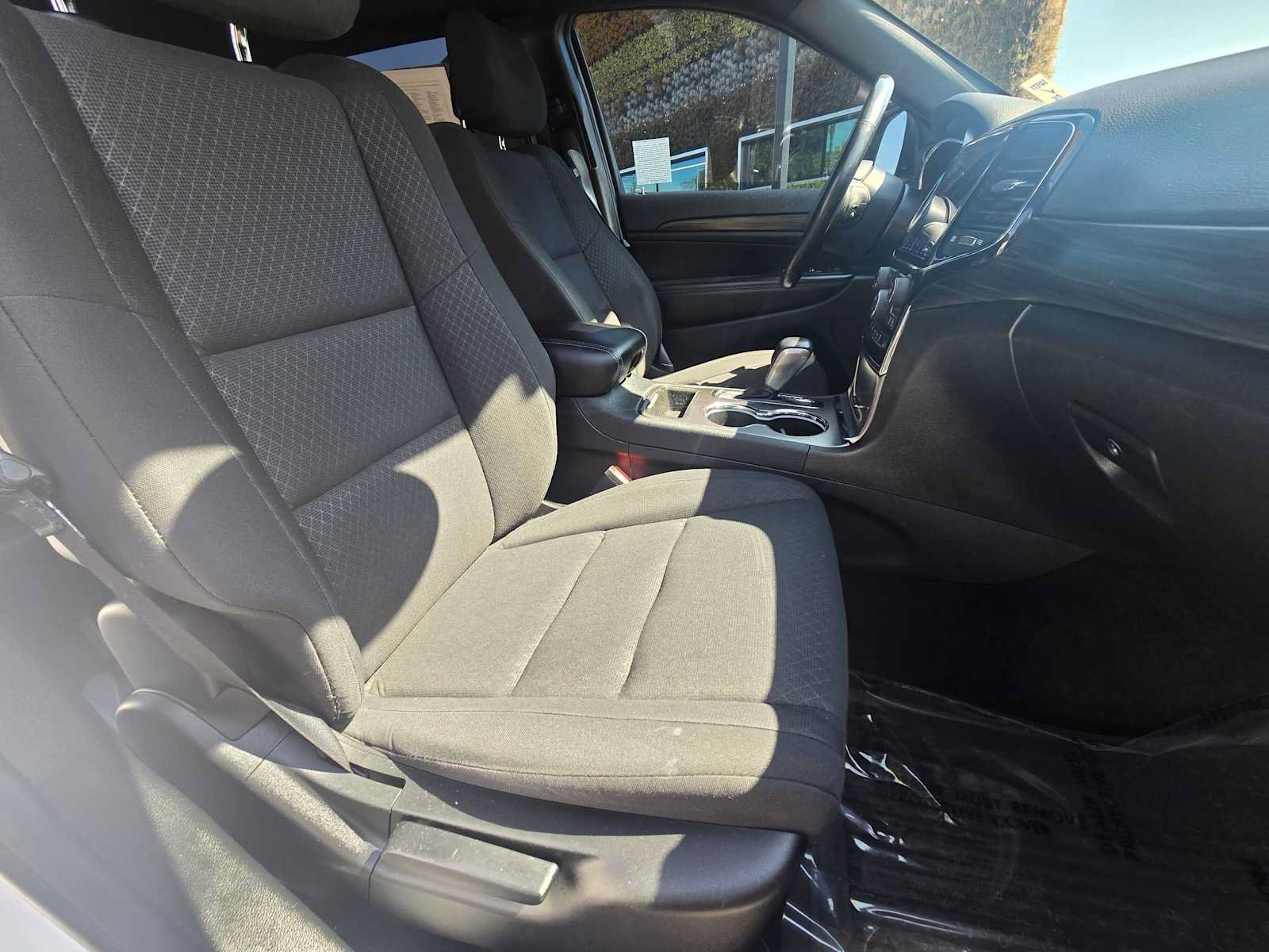 Used 2019 Jeep Grand Cherokee Laredo RWD image 10