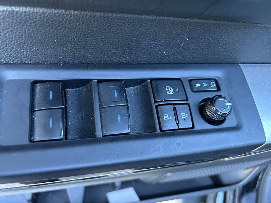 Used 2024 Toyota Tundra Limited image 17