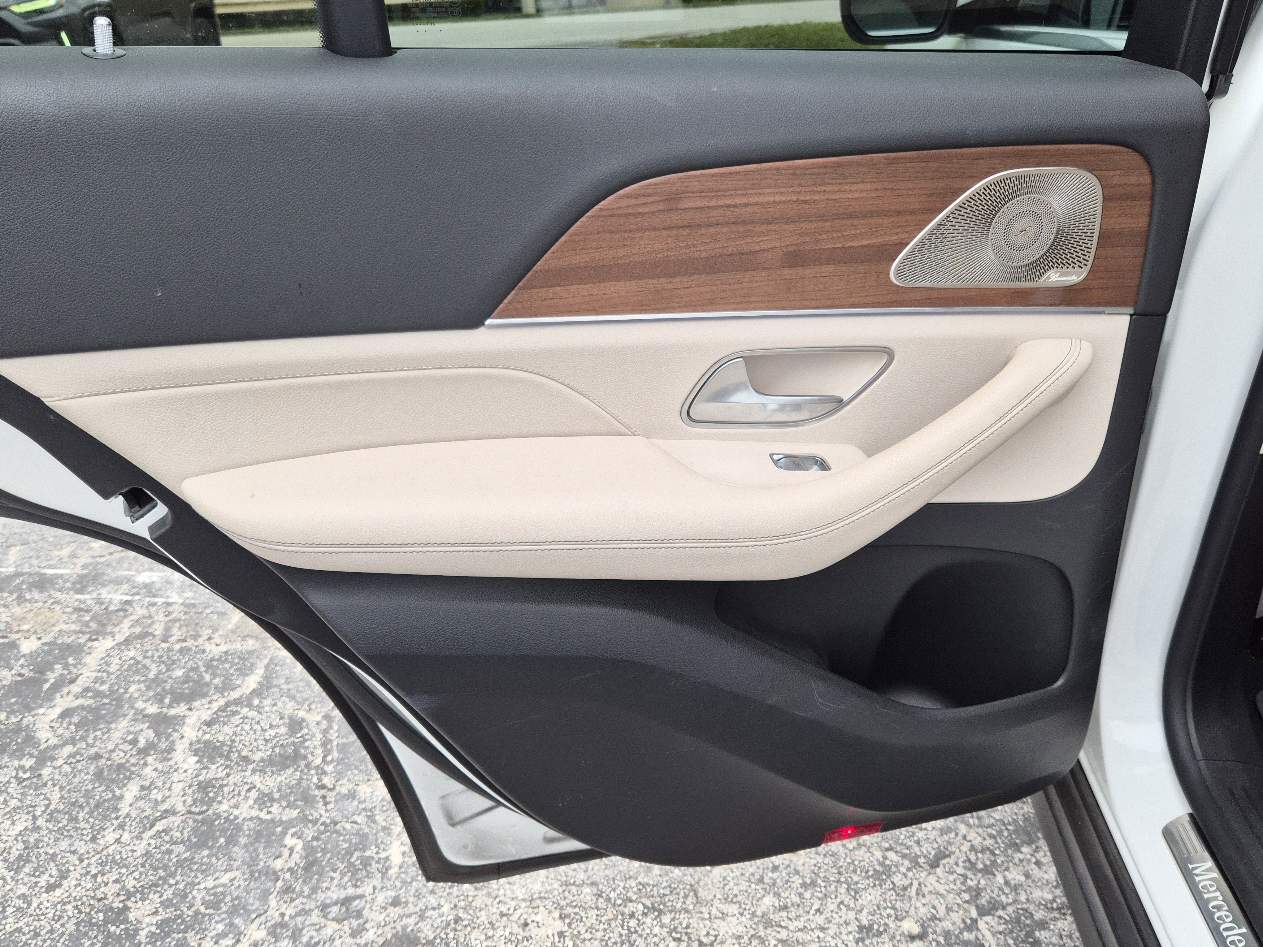 Used 2022 Mercedes-Benz GLE 350 w/ Premium Package image 15