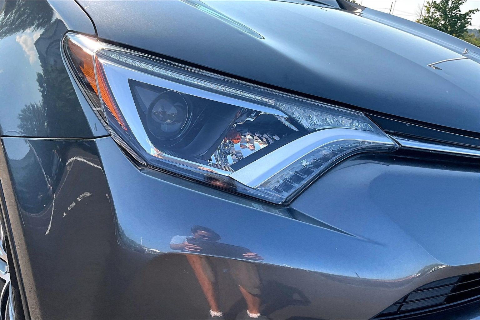 Used 2017 Toyota RAV4 XLE w/ Carpet Mat Package AWD/4WD image 27