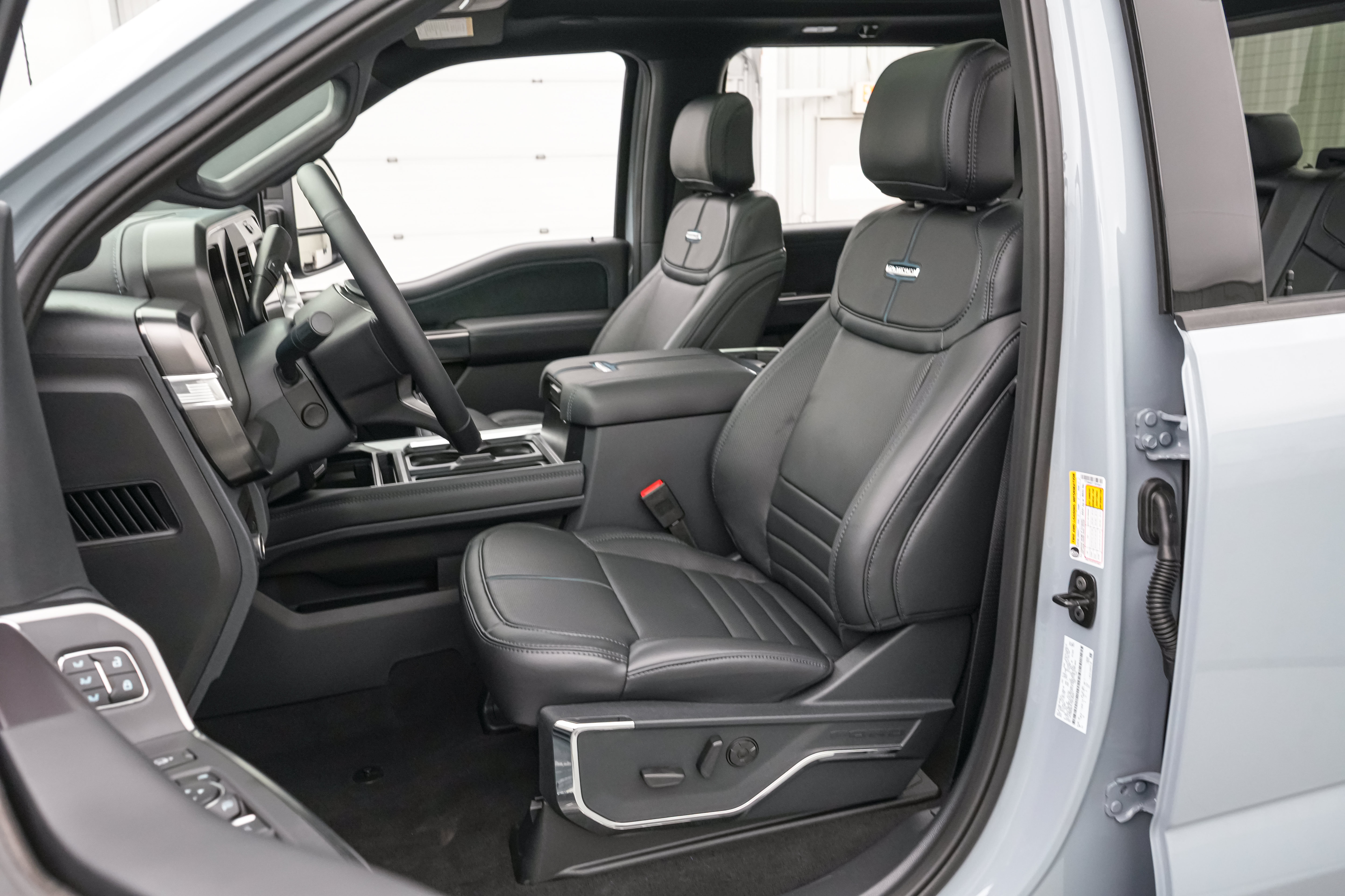 New 2026 Ford F450 Platinum AWD/4WD image 14