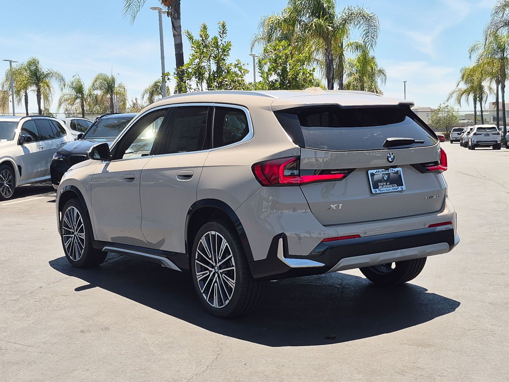 New 2026 BMW X1 xDrive28i w/ Technology Package AWD/4WD image 8