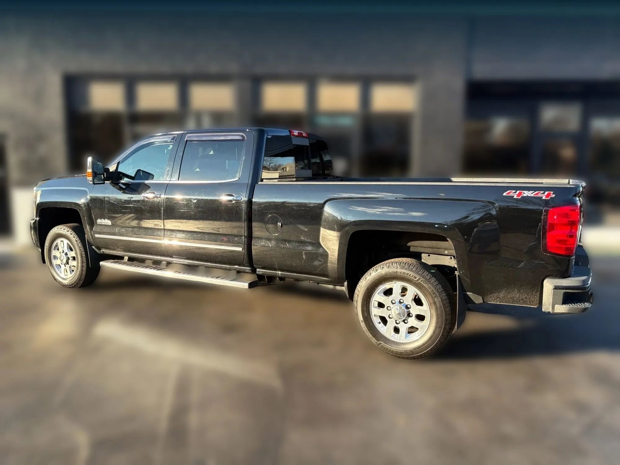 Used 2015 Chevrolet Silverado 3500 High Country w/ Duramax Plus Package image 3