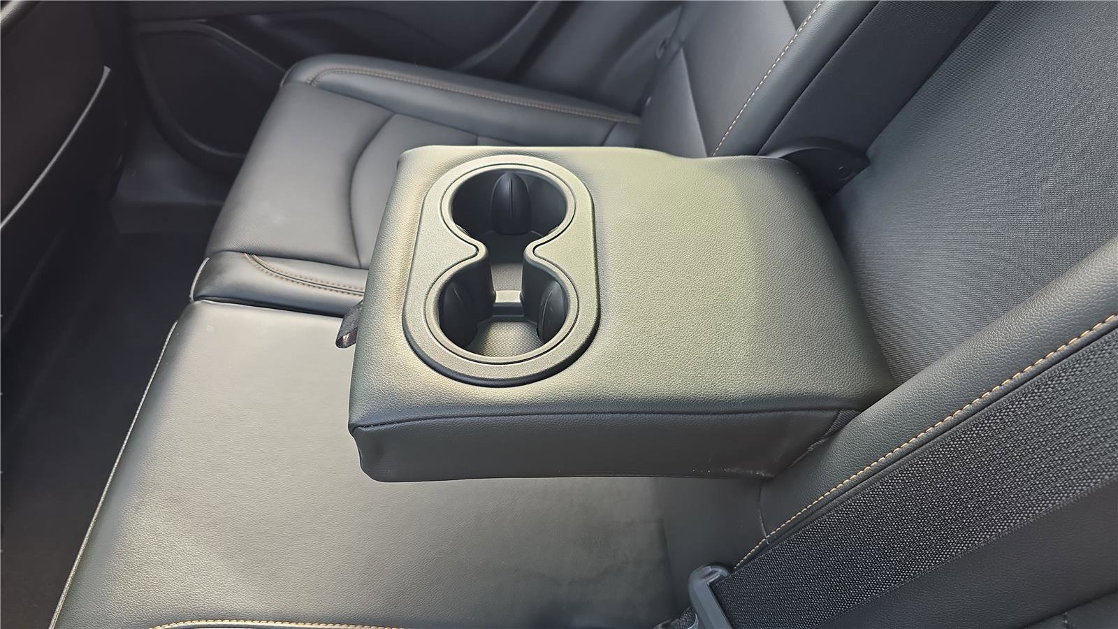 Used 2020 GMC Terrain SLT w/ Preferred Package image 22