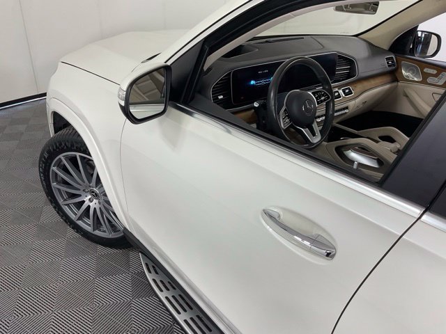 Used 2020 Mercedes-Benz GLS 580 4MATIC image 41