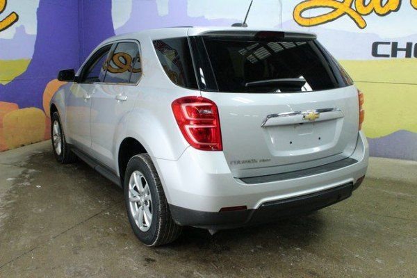 Used 2017 Chevrolet Equinox LS image 5