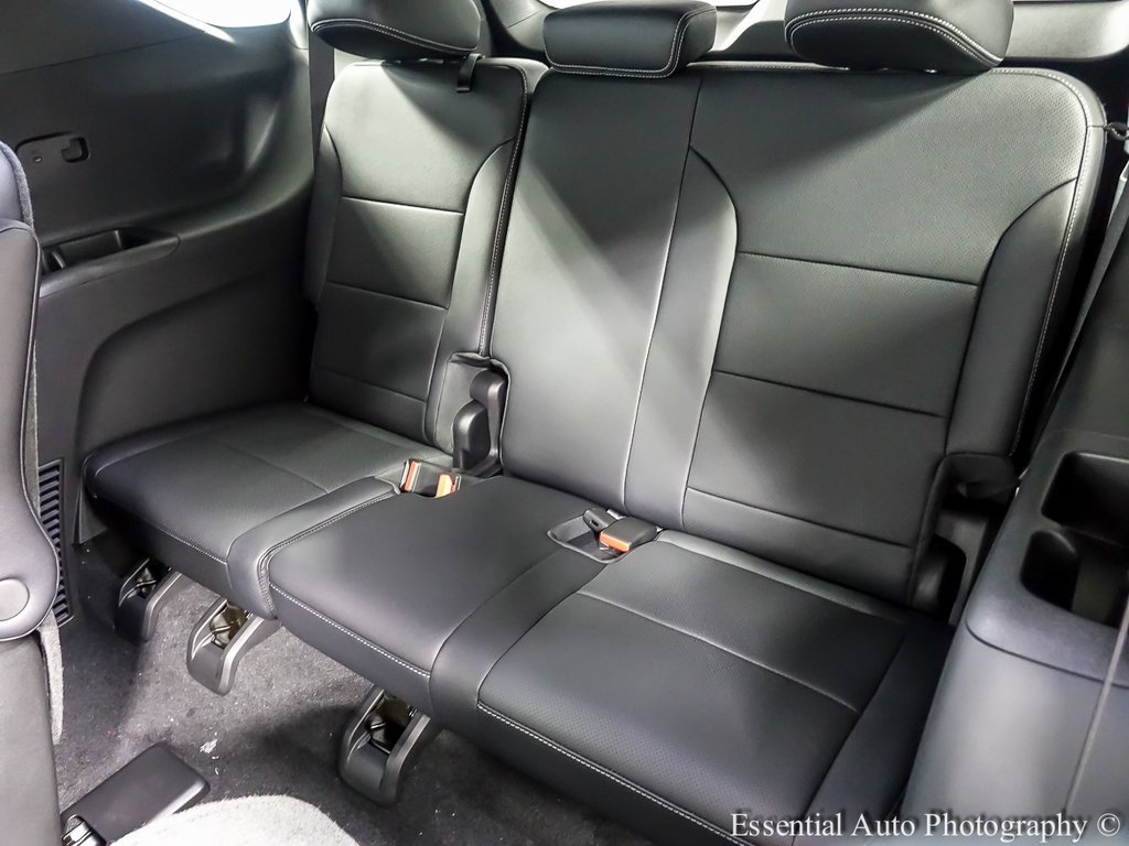 New 2026 Chevrolet Traverse LT w/ LPO, Floor Liner Package image 12