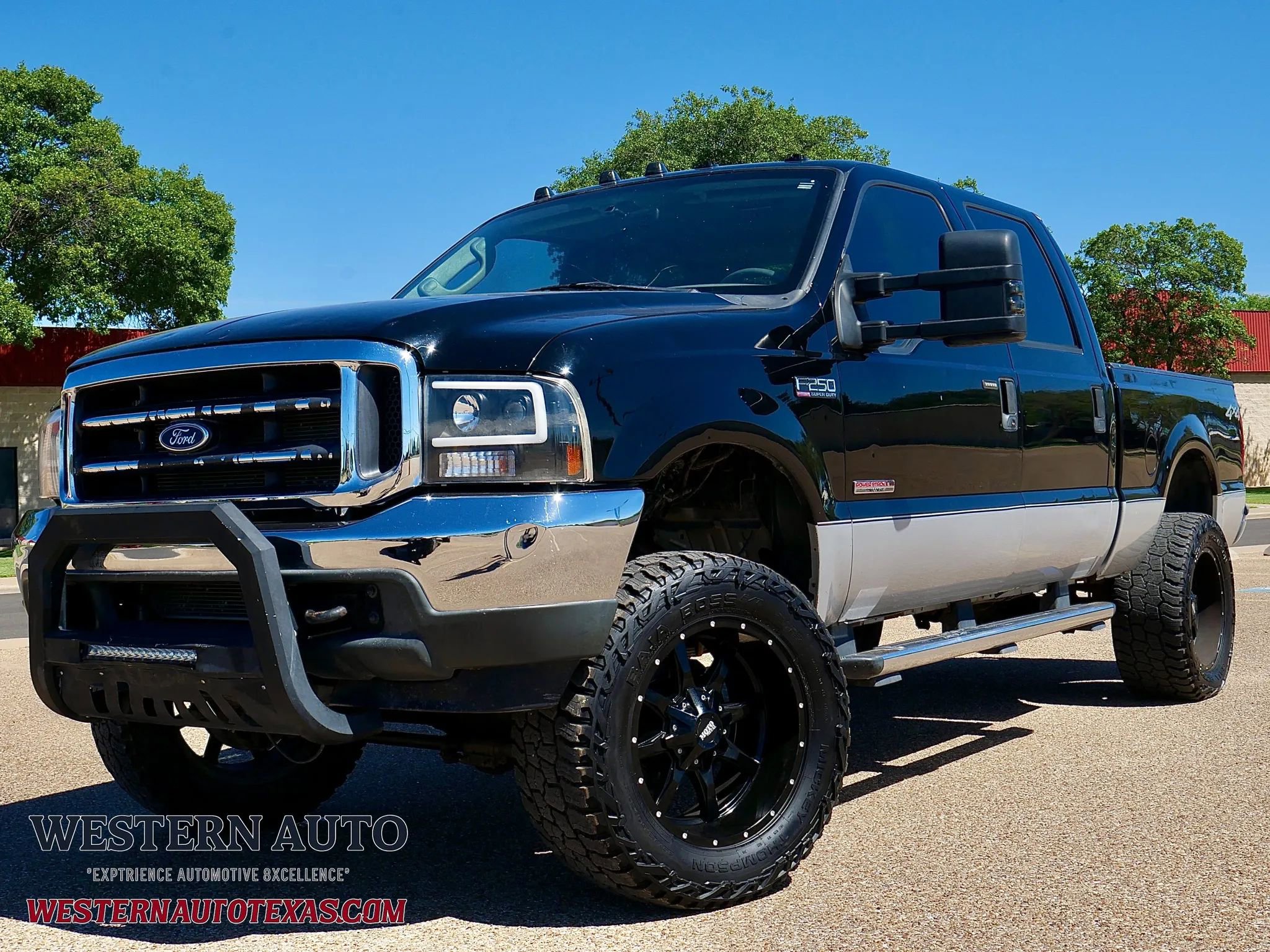 Used 2004 Ford F250 Lariat image 1