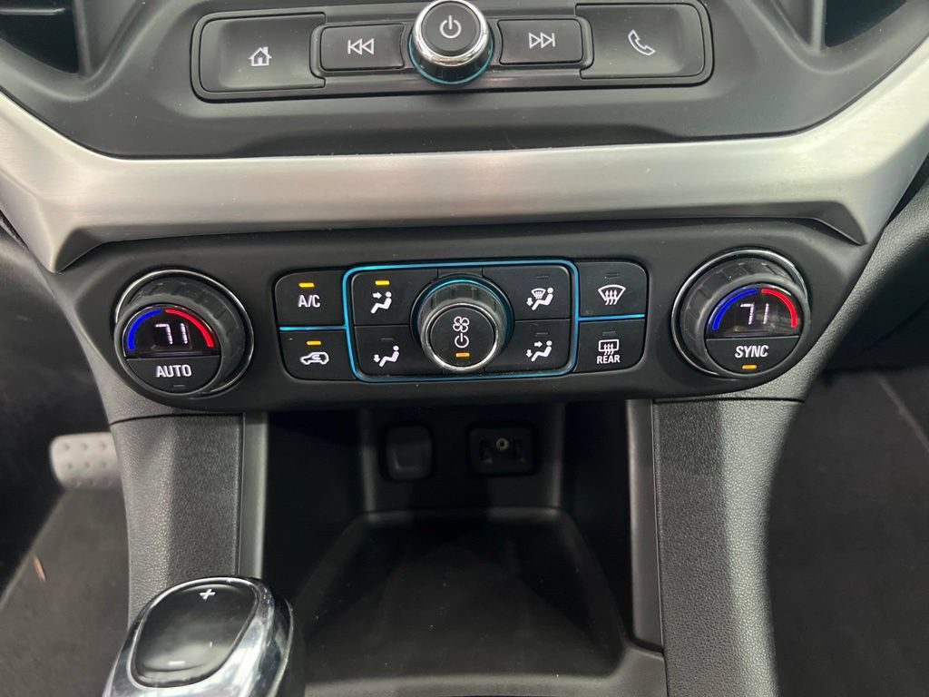 Used 2019 GMC Acadia SLE FWD image 16