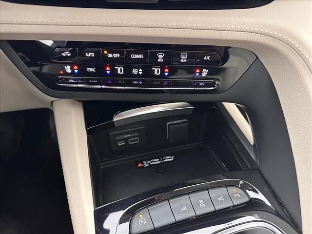 Certified 2023 Buick Envision Avenir image 30