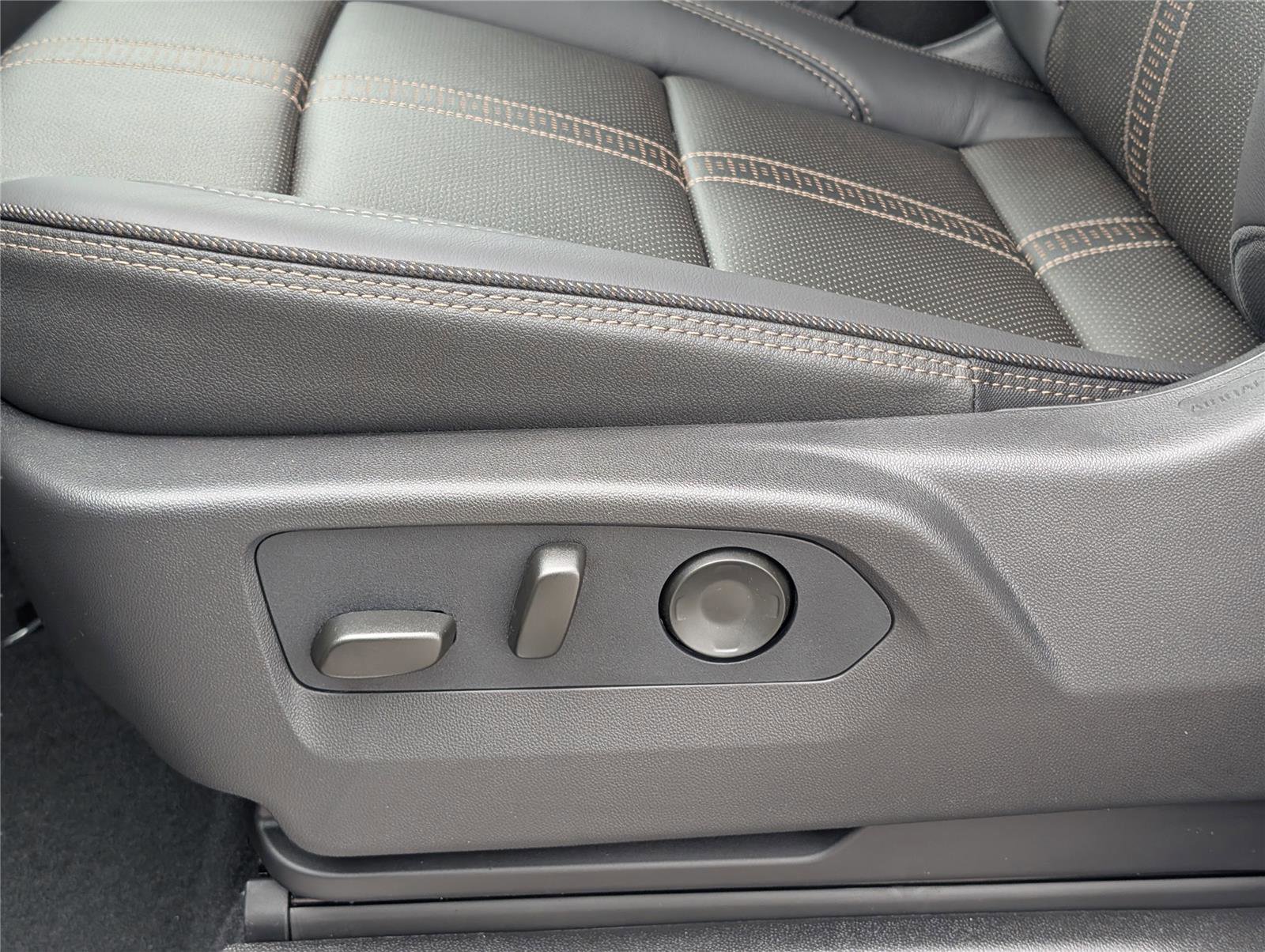 New 2026 Chevrolet Tahoe High Country image 33