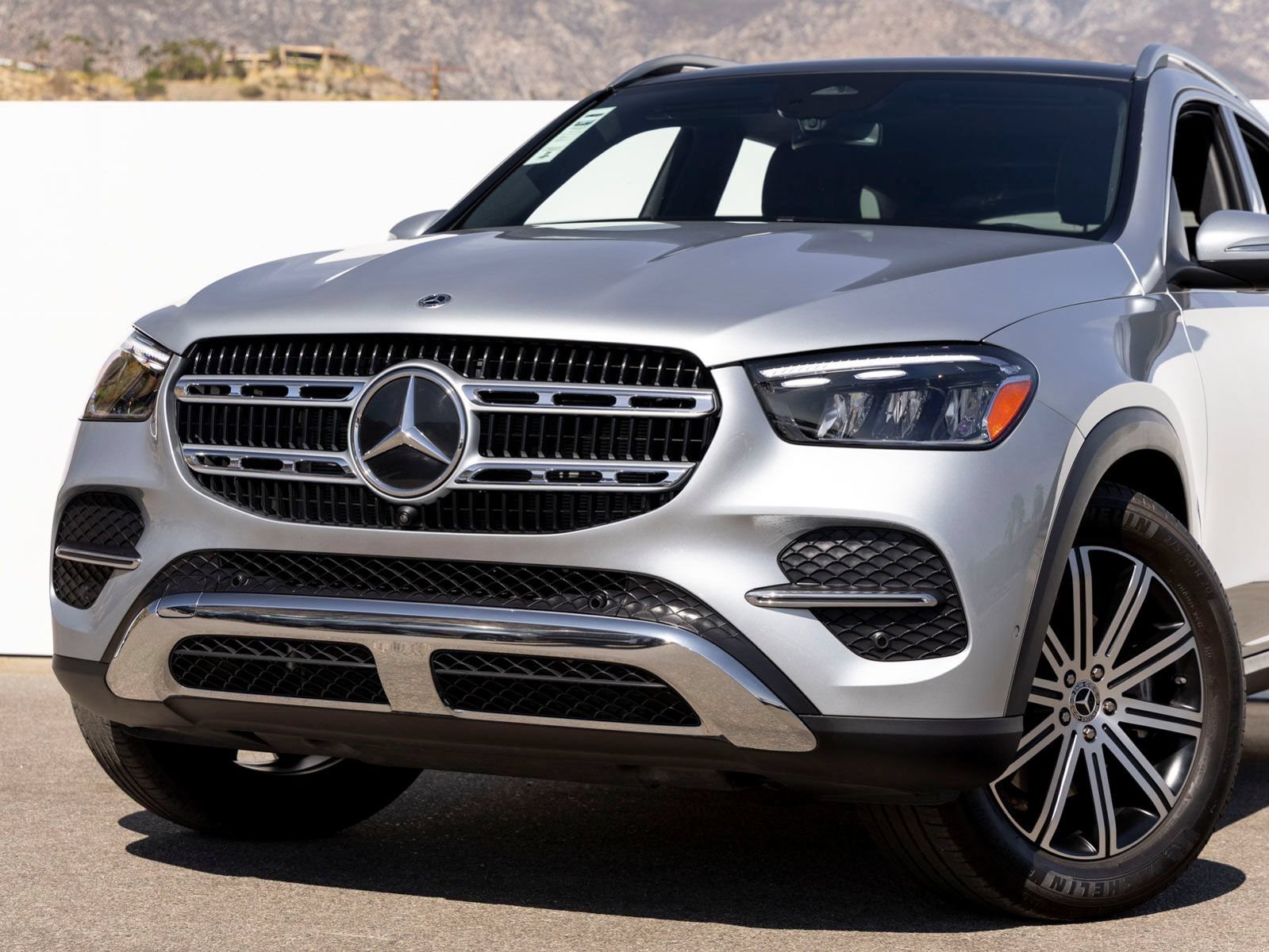 Certified 2026 Mercedes-Benz GLE 350 4MATIC image 2