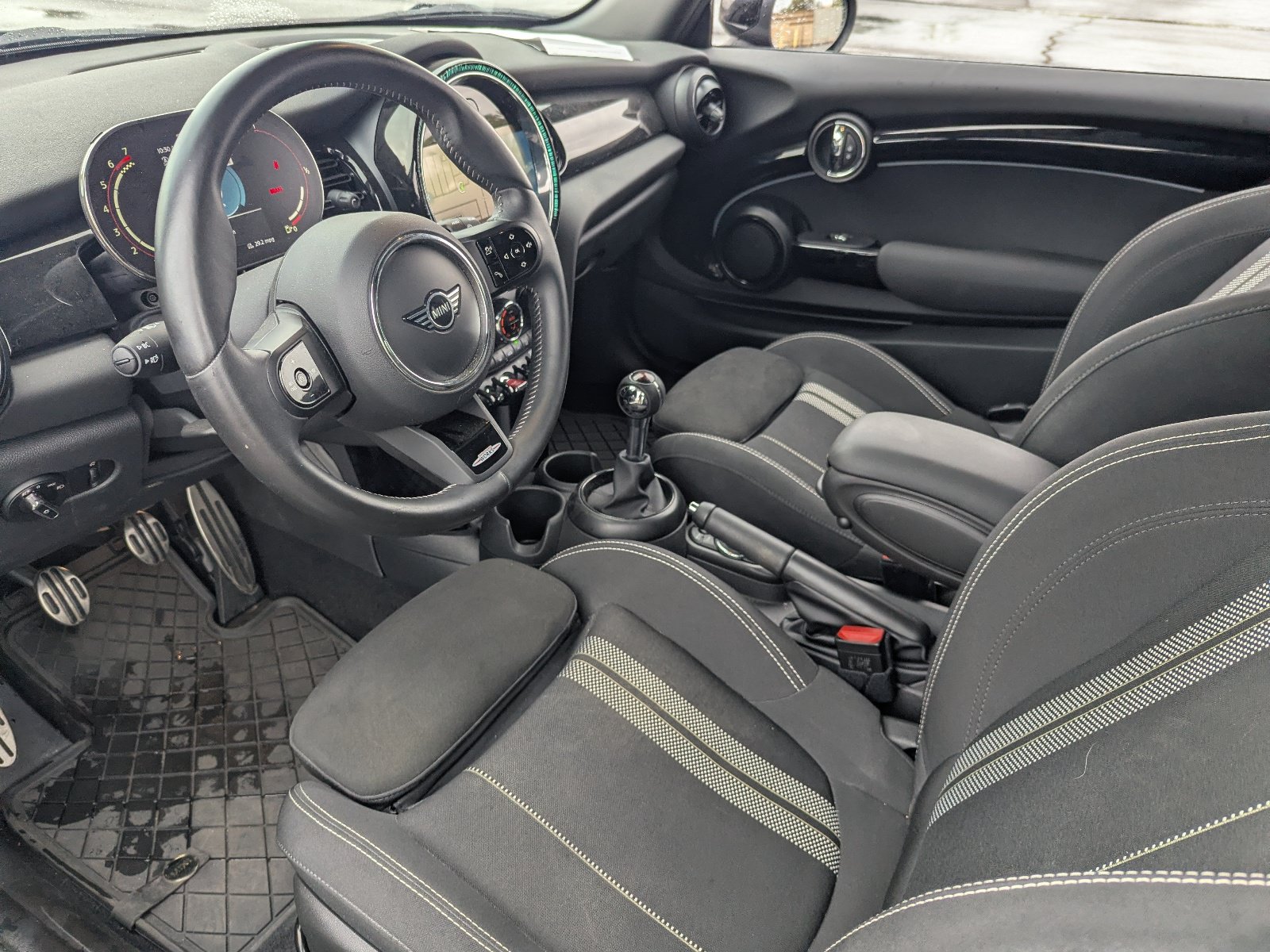 Used 2024 MINI Cooper John Cooper Works FWD image 17