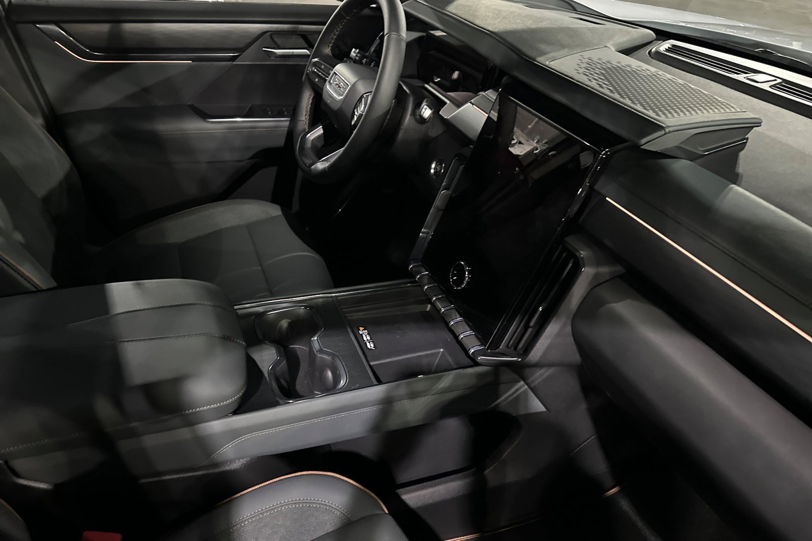 New 2026 GMC Acadia AT4 image 16