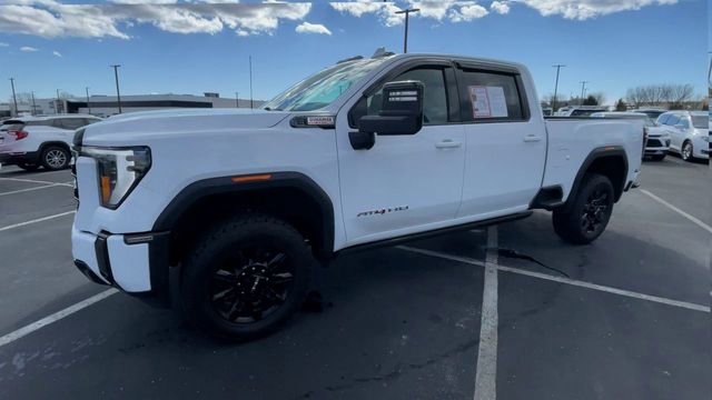 Used 2024 GMC Sierra 2500 AT4 w/ AT4 Premium Plus Package AWD/4WD image 6