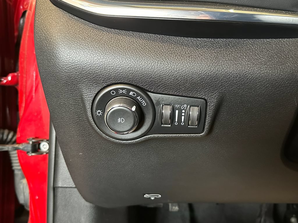 Used 2023 Jeep Compass Limited AWD/4WD image 15