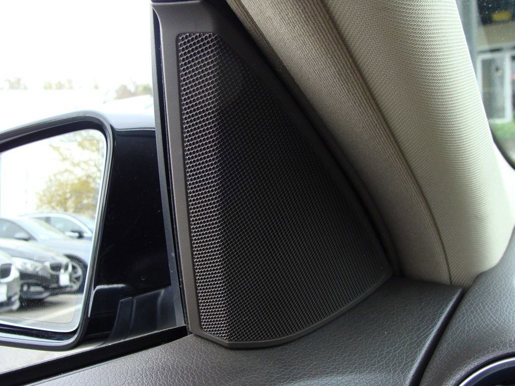 Used 2014 Mercedes-Benz C 300 4MATIC Sedan image 24