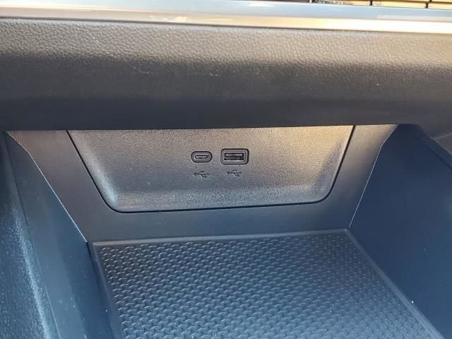 New 2026 Chevrolet Equinox ACTIV w/ Safety and Technology Package image 29