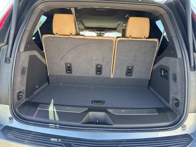 Used 2023 Cadillac Escalade Sport w/ LPO, ONYX Package image 12