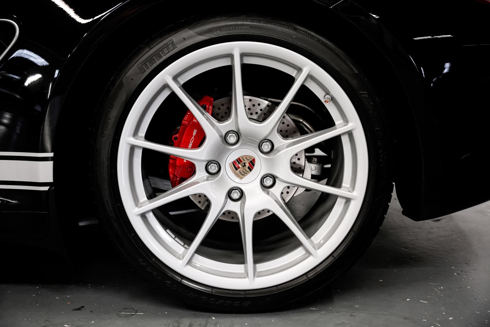 Used 2011 Porsche Boxster Spyder RWD image 40