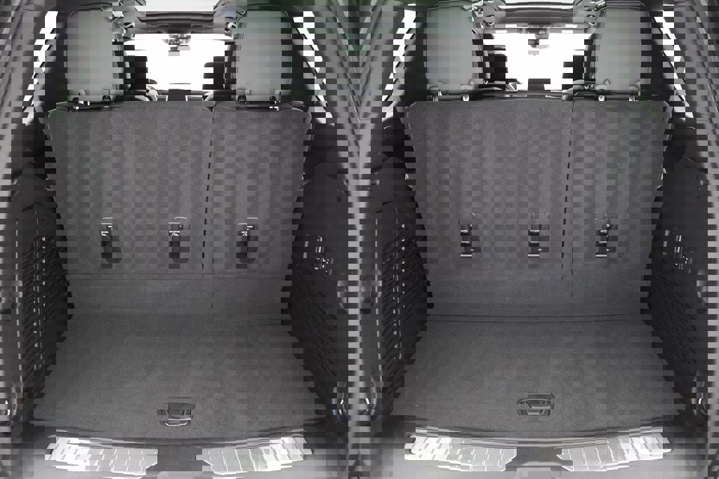 Used 2024 Chevrolet Tahoe High Country w/ Advanced Technology Package image 42