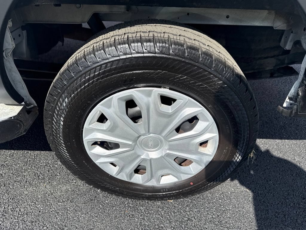Used 2025 Ford Transit 250 Low Roof w/ Exterior Upgrade Package RWD image 12