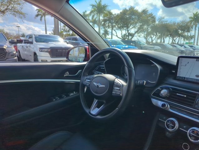 Used 2022 Genesis G70 2.0T image 25