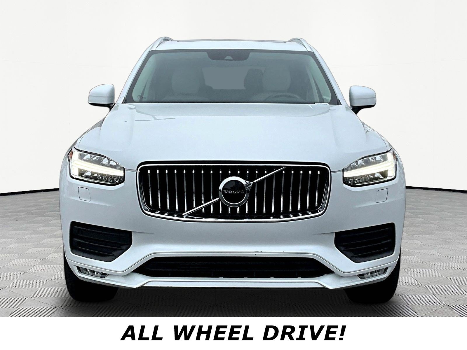Used 2022 Volvo XC90 T5 Momentum AWD/4WD image 2