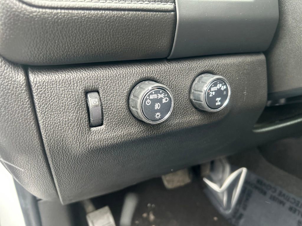 Used 2021 GMC Canyon Elevation image 17