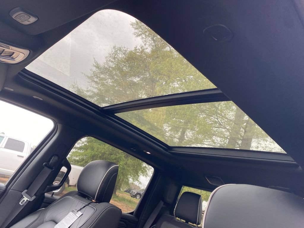 New 2026 RAM 1500 Limited AWD/4WD image 18