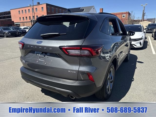 Used 2025 Ford Escape ST-Line Select AWD/4WD image 8