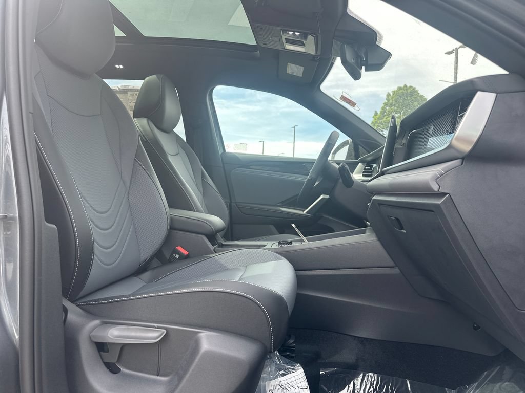 New 2026 Volkswagen Tiguan SE R-Line AWD/4WD image 20
