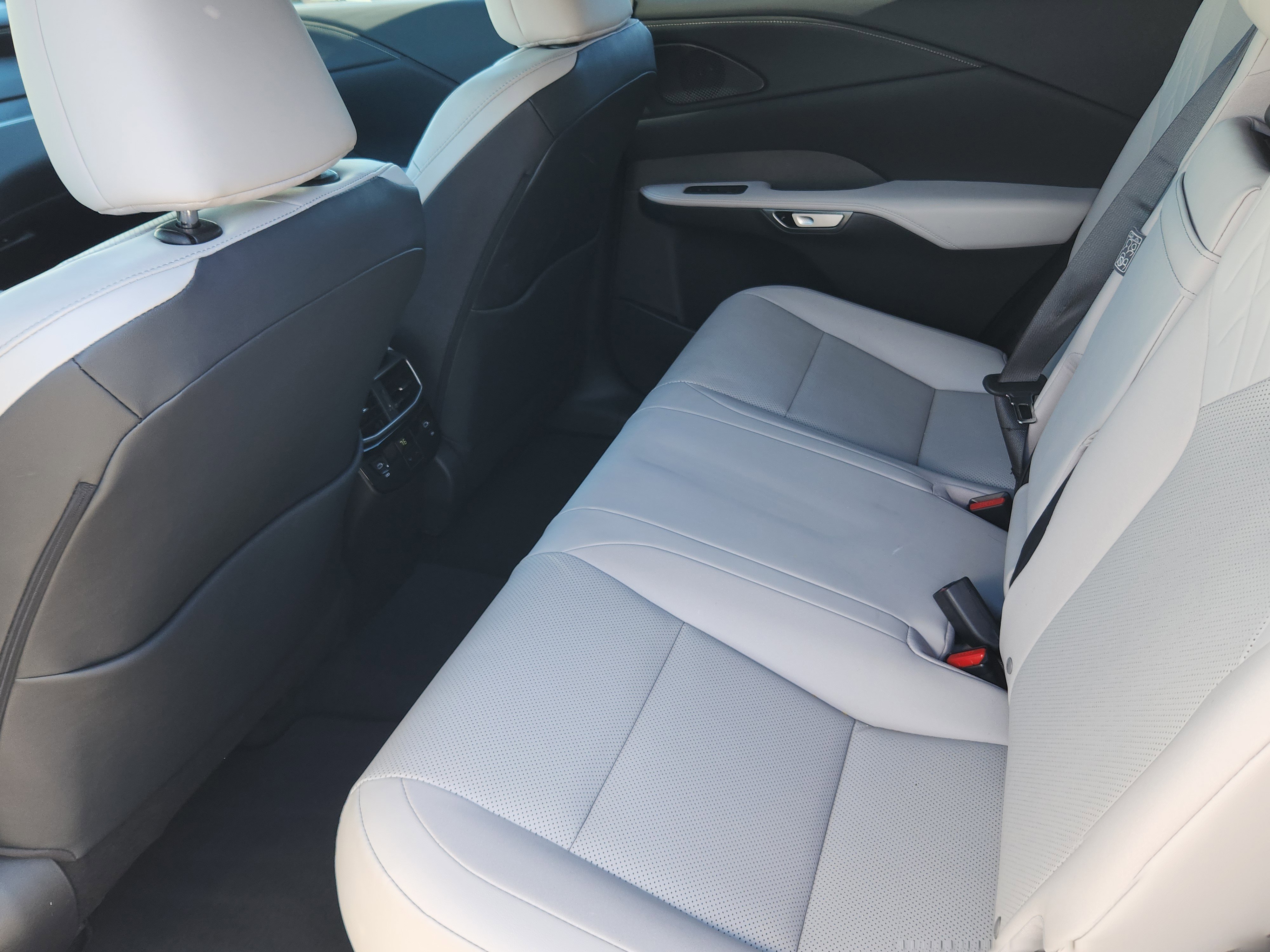 Used 2024 Lexus RX 350 Premium w/ Convenience Package image 15