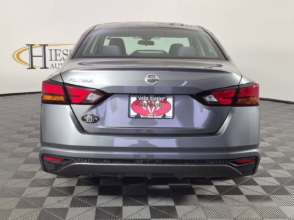 Used 2022 Nissan Altima 2.5 S FWD image 6