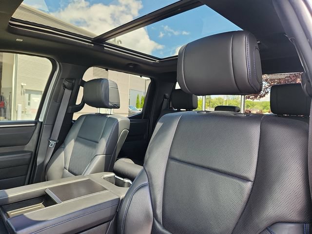 Used 2024 Toyota Tundra Platinum AWD/4WD image 22